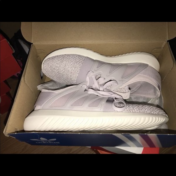 WOMENS ADIDAS TUBULAR VIRAL - Picture 2 of 2
